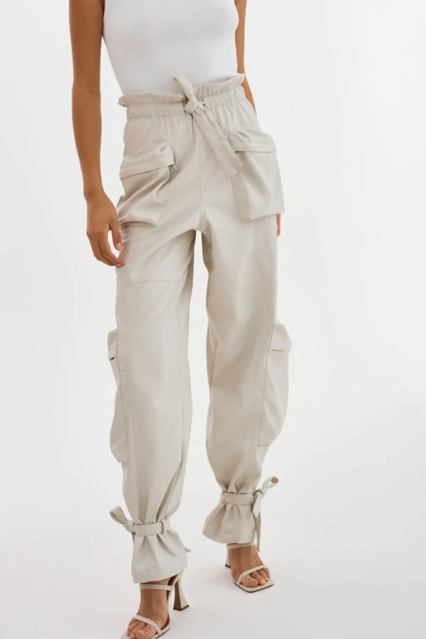LAMARQUE Pants&Shorts | BRAXTON | Faux Leather Cargo Pants Bone