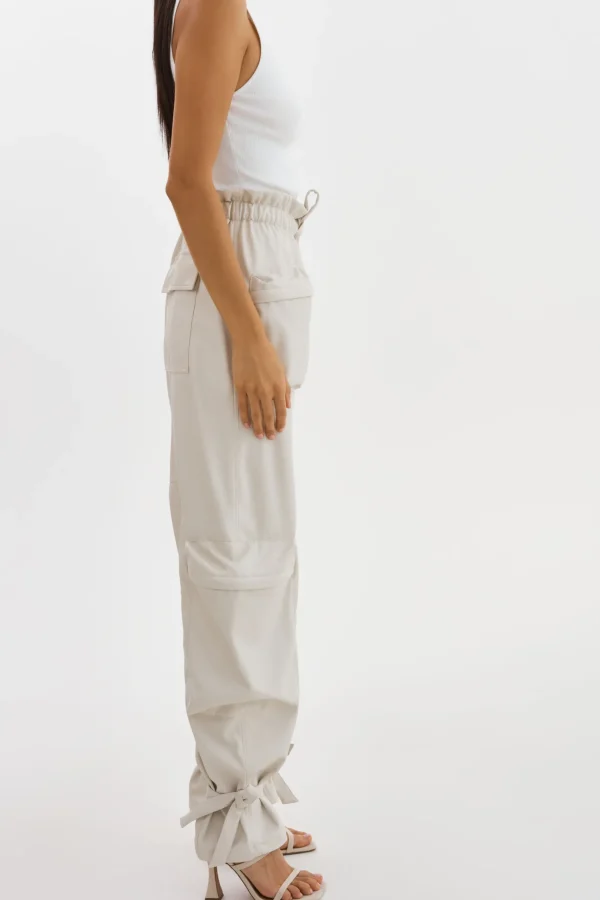 LAMARQUE Pants&Shorts | BRAXTON | Faux Leather Cargo Pants Bone