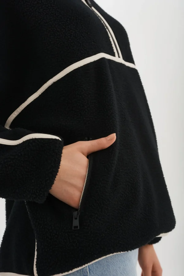 LAMARQUE Tops | HELSA | Polar Fleece Pullover Black/Ivory