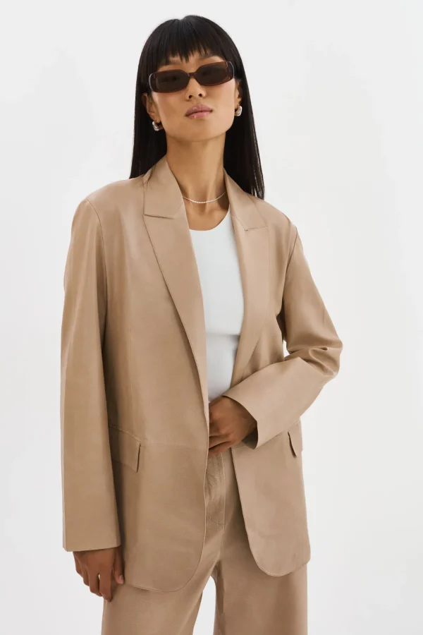 LAMARQUE Leather Jackets | QUIRINA | Leather Blazer Beige